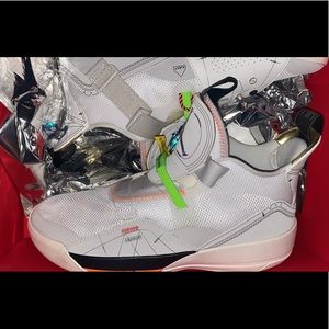 Jordan xxxIII